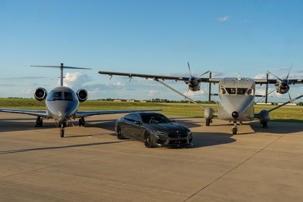 Executive cabin seat